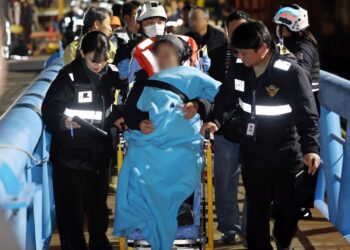 [속보] 신안 좌초 여객선 탑승 267명 전원 구조…부상자 3명