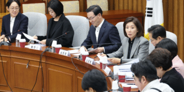 국힘, 지방선거 경선에 ‘당심 70%’ 반영…만34세 미만 ‘가산 20%P’