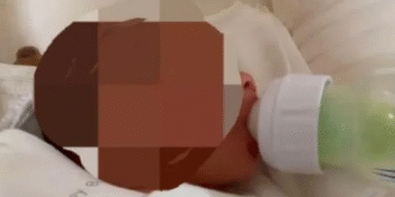 “남김없이 먹네” 생후 이틀 신생아에 ‘다이어트 보조제’ 먹인 인플루언서 엄마