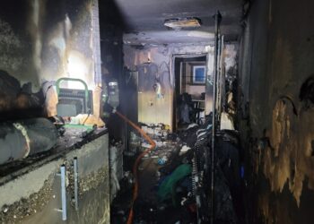 진주 원룸 건물서 불…2명 숨지고 1명 다쳐