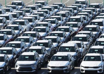 OECD, 내년 韓 경제 성장률 2.2→2.1% 하향