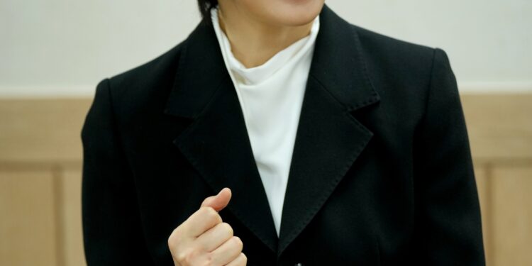 “실수해도 다시 일어나면 된다고, 모든 김 부장에게 말해 주고 싶어”