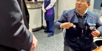 식사 중 “노조 조끼 벗어달라” 논란…롯데백화점 사과