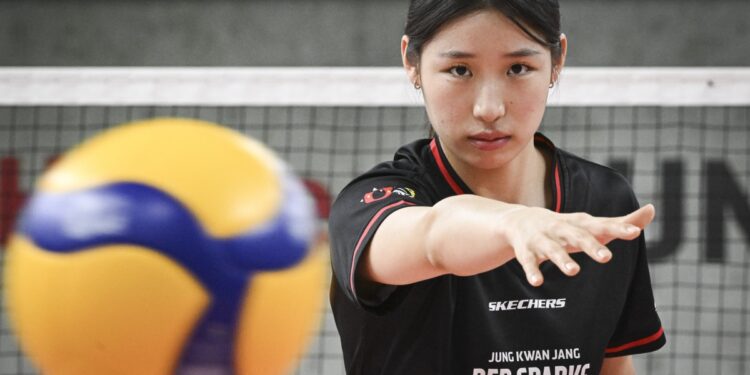 “예능 인기 땜에 뽑혔냐구요… 적응 잘할게요”