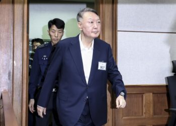 김건희 특검, 내일 尹 소환 조사…수사종료 8일 앞두고 첫 대면조사