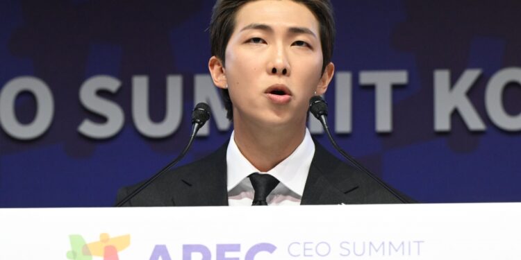 “BTS 해체까지 고민”…RM, 지겨워 죽겠다며 하이브 직격