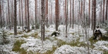 “러시아 위협 현실화”…예비군 나이 60→65세로 늘린 ‘이 나라’