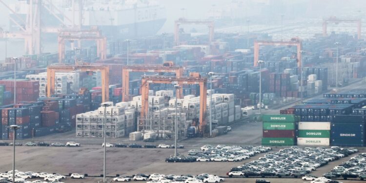 한국 ‘수출 7000억 달러’ 새 역사 썼다… 세계 6번째 기록