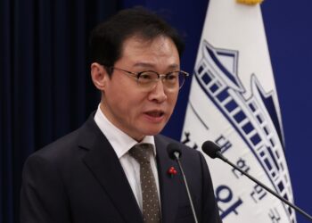 국무회의·업무보고 생중계, 전 부처로 확대된다… 靑 “투명성·신뢰도 강화”