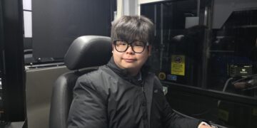 새벽 첫차는 새해 소망 싣고… 결혼, 유학, 안전일터 다 이뤄져라