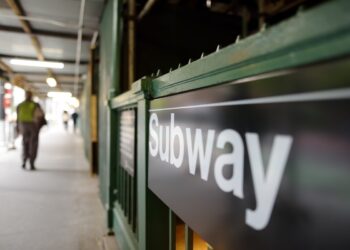 지하철 한번 타는데 4300원…‘이 도시’ 운임료 올리자 “더는 못 버텨” 아우성