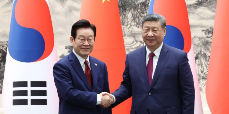 한중 “관계 회복 원년으로” 해빙무드…한한령 해제 시간 걸릴 듯