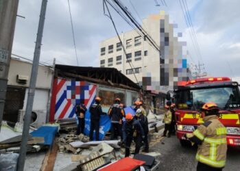 강풍에 간판 붕괴…경기서 20대 사망·4명 다쳐