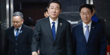 與, 김병기에 자진 탈당 요구…“애당의 길 깊이 고민하길”