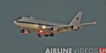 “핵전쟁 터지나?” 단 4대 美 ‘최후의날 비행기’ 뜨자 공포 확산