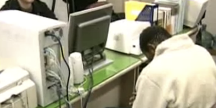 “여성 사체 옆 찢겨나간 거래 장부”…이태원 옷가게 살인범을 가리킨 것은 [듣는 그날의 사건현장 – 범죄는 흔적을 남긴다]