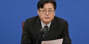 [속보] 신임 靑 정무수석에 홍익표 전 더불어민주당 원내대표