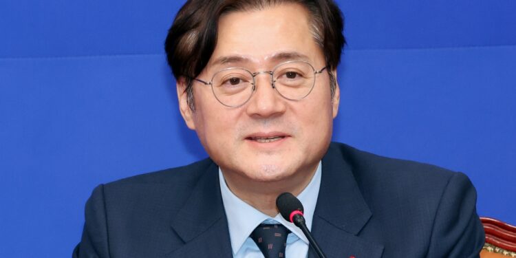 “양당 통합, 李 대통령 평소 지론” 홍익표 “미리 연락 받았다”