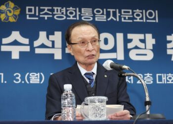 [속보] 이해찬 전 총리 위독, 한때 심정지…李대통령, 조정식 정무특보 베트남 급파