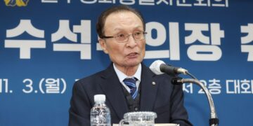 [속보] 이해찬 전 총리 위독, 한때 심정지…李대통령, 조정식 정무특보 베트남 급파