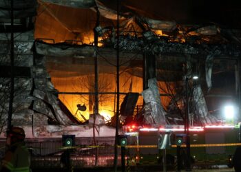 불에 탄 시신 1구 발견… 음성 공장 대형화재 실종 외국인 직원 추정