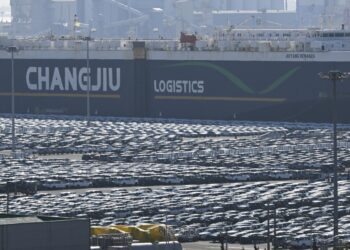 반도체 수출 137% 증가… 이달 초 수출 44% 급증하며 ‘훈풍’