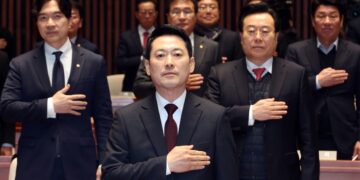 국민의힘, ‘한동훈 당게’ 수사 협조…장동혁 “정치적 책임질 것”