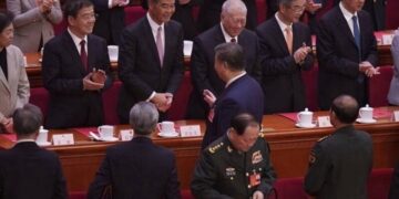 中 군부 휩쓴 ‘피바람’… ‘우주 굴기’ 시진핑 구상 흔들리나[글로벌 인사이트]