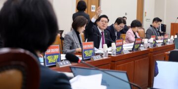 대법 판결도 헌재가 본다… 與 ‘재판소원법’ 법사소위 단독 처리