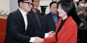 배현진 “장동혁, 비열하게 서울 공천권 강탈”…한동훈도 국회 찾아