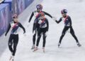 남자 쇼트트랙, 계주 1위로 결승 진출… 20년만에 金 도전