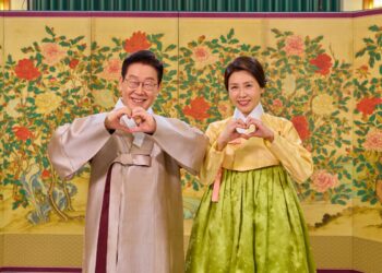 설맞이 인사 李 대통령 “이 나라를 지켜준 주권자 국민께 감사”