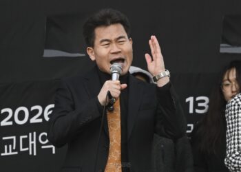전한길, 반말로 “오세훈 너 좌파냐?”…‘윤어게인 콘서트’ 협조 요구