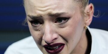 “사실 저 생리 중이에요”…美 피겨 금메달리스트의 고백