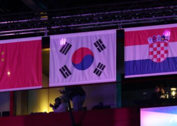 밀라노 4번이나 ‘엉터리 태극기’…IOC, 사과 후 정상 게양