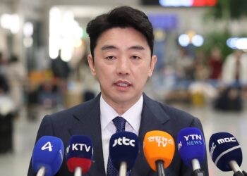 강훈식 “부동산 정책, 모든 수단 가능…주가조작은 2배 이상 과징금”