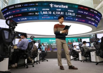 [속보] “원·달러 환율 한때 1500원 돌파…2009년 이후 처음”