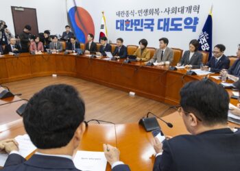 與, ‘중수청·공소청 정부안 수정 필요’ 주장에 “전향적 변경 어려워”