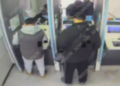 “수상한 남성이…” 신고에 가보니 ATM 위 현금 ‘우수수’ 무슨 일?