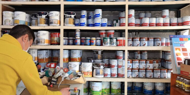 중동전쟁에 꽉 닫힌 지갑… 계엄 이후 최악