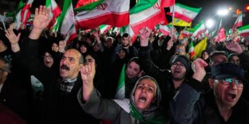 이란 “지상군 100만명 결집…美, 지옥 맛볼 것”