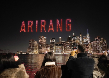 BTS ‘아리랑’, 빌보드 200 7번째 정상…오늘 메인 싱글 차트 ‘핫 100’ 1위 도전