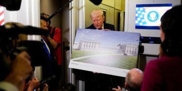 이란 NPT 탈퇴 움직임에… 트럼프 “인프라 모두 초토화” 엄포