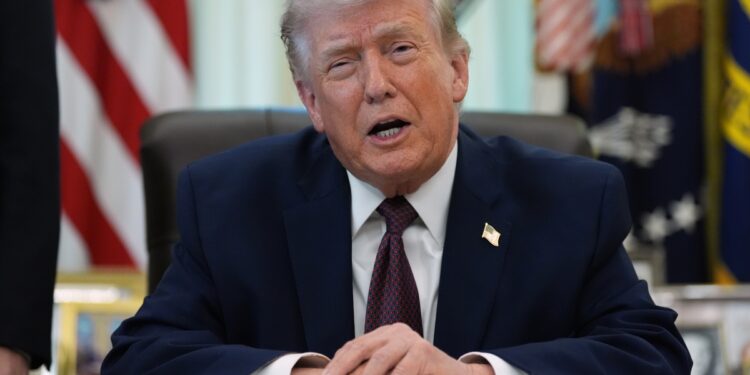 [속보] 트럼프 “아마 2~3주 내에 이란에서 철수할 것”