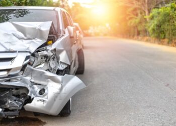 “두살배기까지”…자녀 셋·아내 태우고 약물 운전한 30대, 차량 2대 ‘쾅쾅’