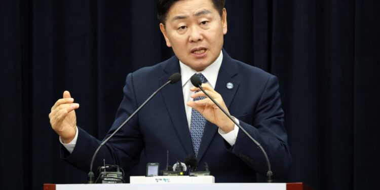 정청래, 전북지사 긴급 감찰 지시…김관영 “적법한 선택 왜곡 말아야”