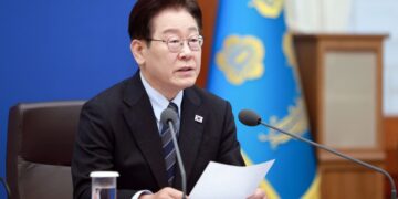 [속보] 李대통령 “무인기 사건, 북측에 유감의 뜻 표한다”