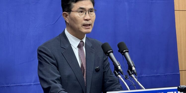 민주당 전북지사 후보에 이원택 확정…제주는 위성곤·문대림 결선