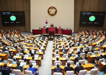 26.2조 ‘전쟁 추경안’ 국회 통과…소득하위 70%에 최대 60만원