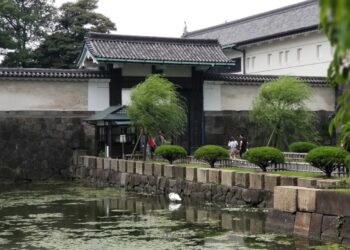 중국인, 일왕 거처 ‘고쿄’ 무단 진입…사건 경위 조사